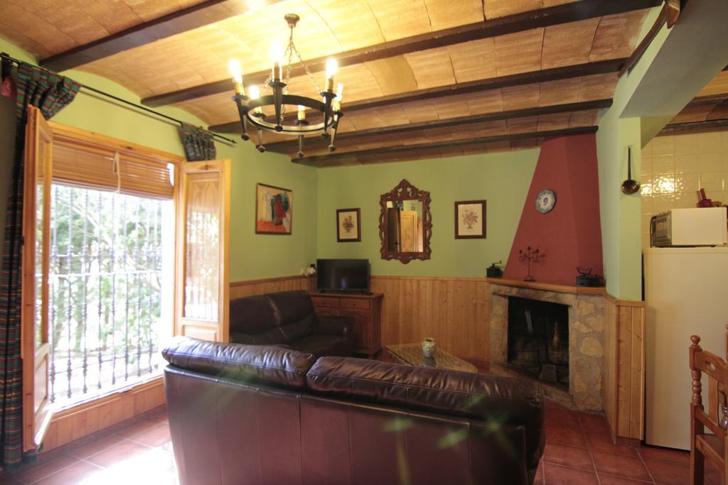 Mesoncillo Neo Villa Hornos Bagian luar foto