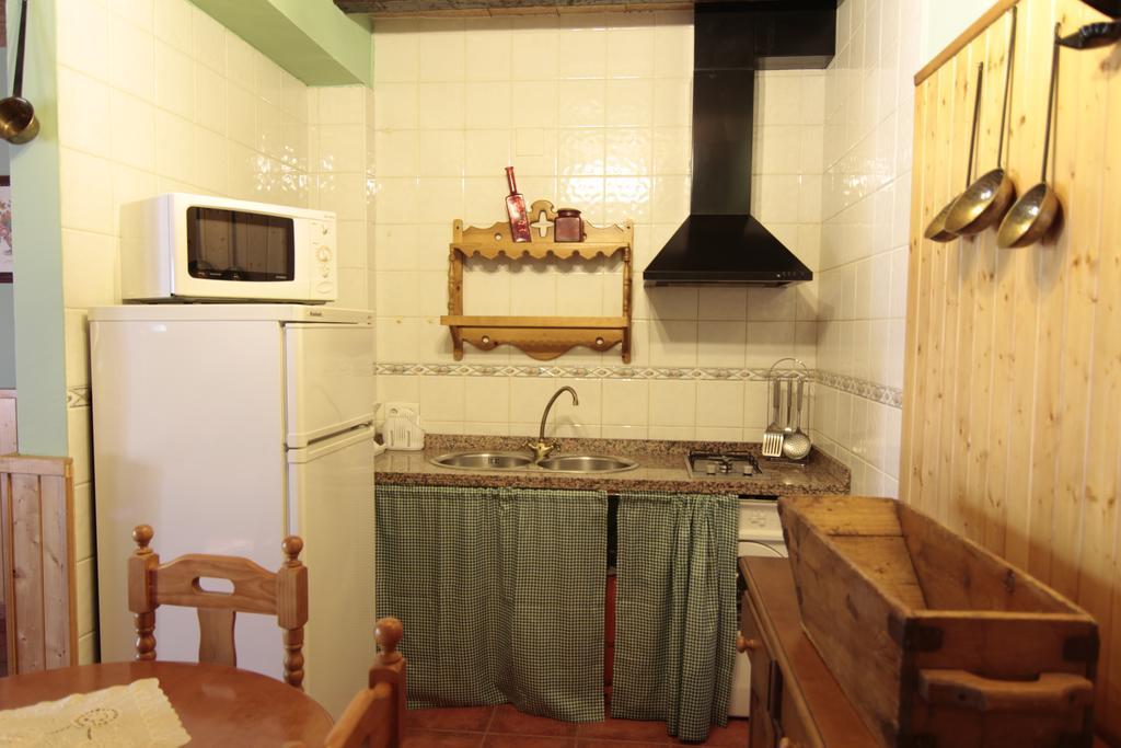 Mesoncillo Neo Villa Hornos Bagian luar foto